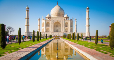 Essay on Taj Mahal